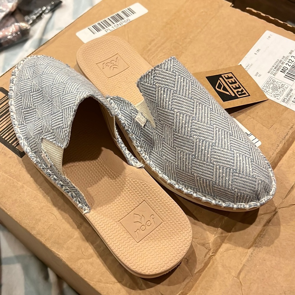 Reef Slip Ons- white and blue